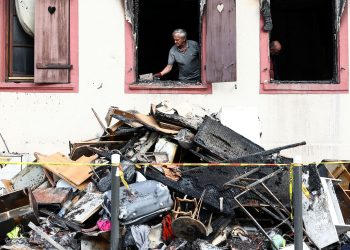 Strasbourg : les habitants d’un quartier touché par un violent incendie partagés entre tristesse et peur