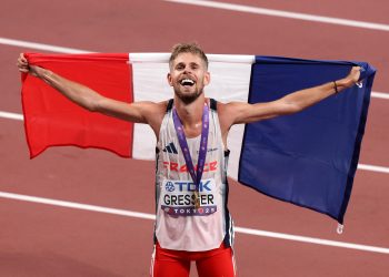 Champion du monde du 10 000 mètres, le Français Jimmy Gressier entre dans la légende
