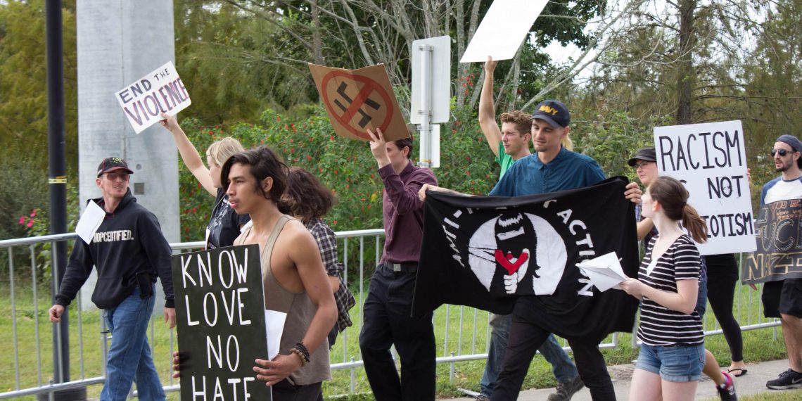 Qu’est-ce que le mouvement antifa, que Trump a classé «terroriste» ?