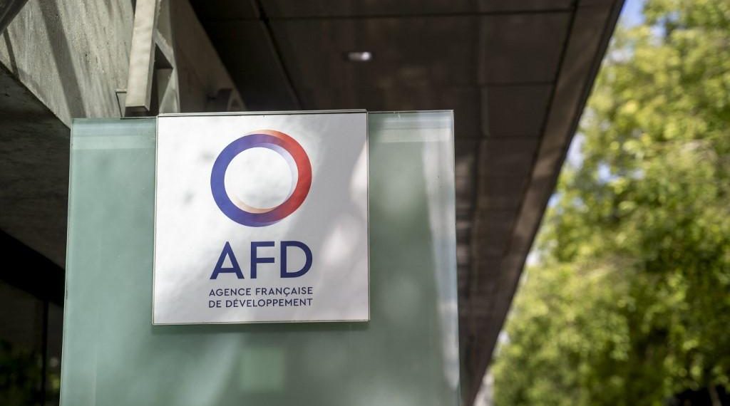 65 millions d’euros pour la mobilité urbaine au Cameroun : un financement de l’Agence française de développement sous le feu des critiques