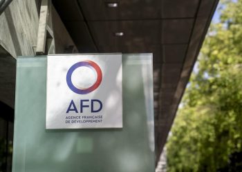 65 millions d’euros pour la mobilité urbaine au Cameroun : un financement de l’Agence française de développement sous le feu des critiques