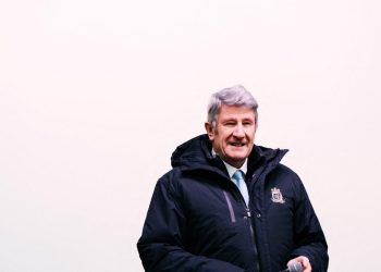 Immigration : la pétition de Philippe de Villiers séduit de plus en plus de Français