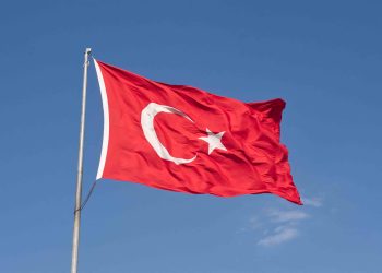 Turquie : un humoriste et un rappeur emprisonnés pour une blague sur l’islam