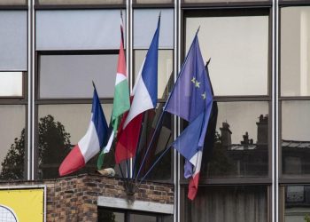Malakoff : la justice ordonne le retrait du drapeau palestinien apposé sur la mairie