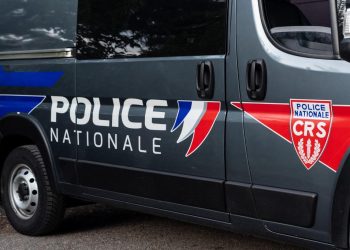 Aube : un motard de 16 ans percute un véhicule de CRS après un refus d’obtempérer