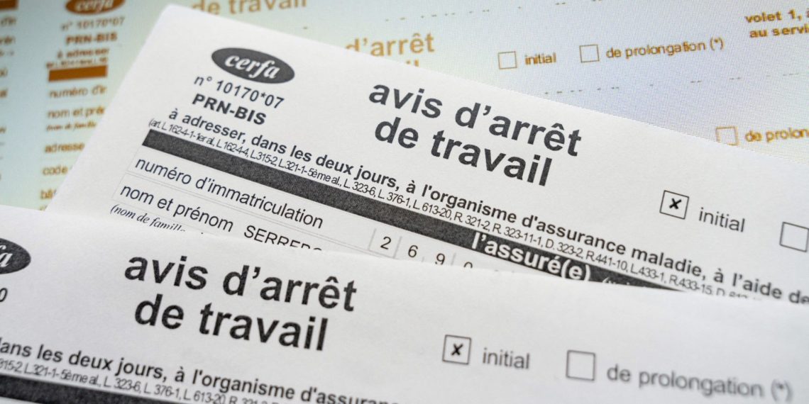 Arrêt maladie : un salarié malade pendant ses vacances peut désormais reporter ses congés payés