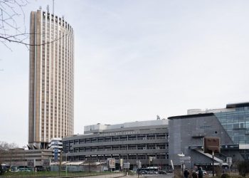 Paris : l’ambassadeur d’Afrique du Sud en France retrouvé mort au pied d’un hôtel