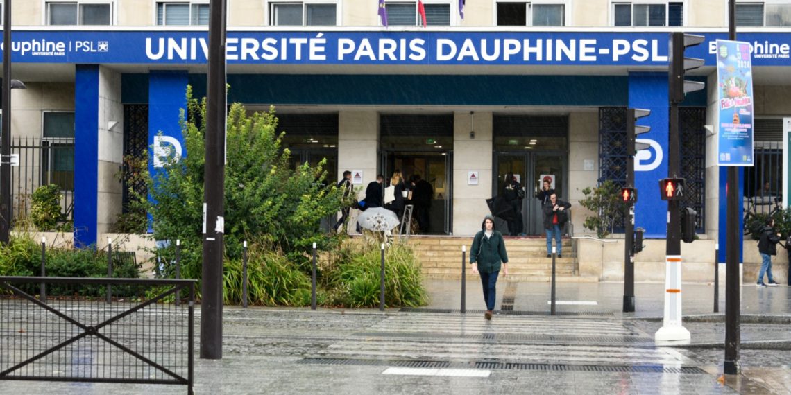 Un an après le drame, l’université Paris-Dauphine rend hommage à Philippine