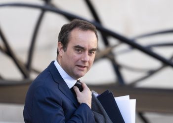 Matignon : Lecornu, bon pour le service ?