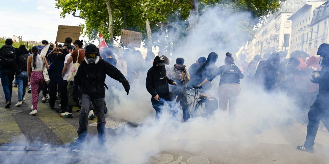 «Ils sont là pour casser» : à Lyon, le mouvement social du 10 septembre tourne à l’affrontement