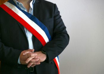 Bretagne : un élu de gauche visé par une enquête pour avoir pris des photos dans des toilettes