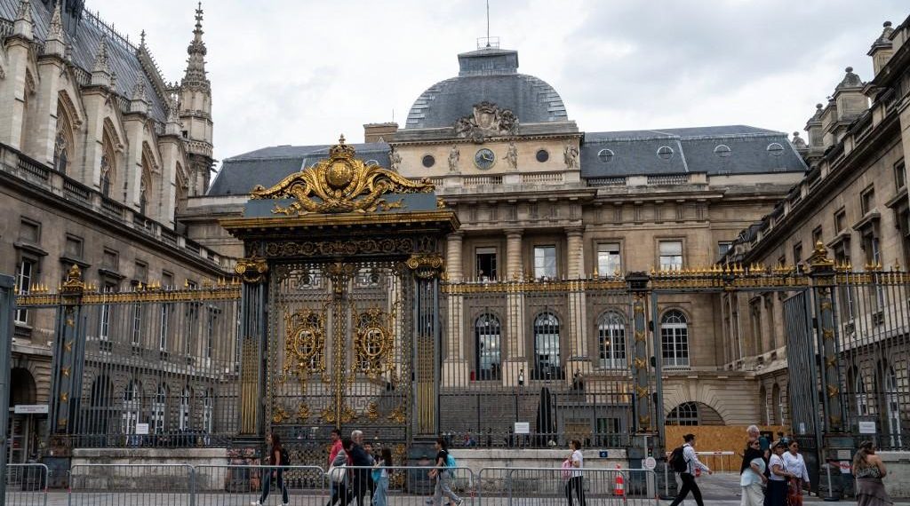 Terrorisme : dix à treize ans de prison pour trois femmes djihadistes revenues de Syrie