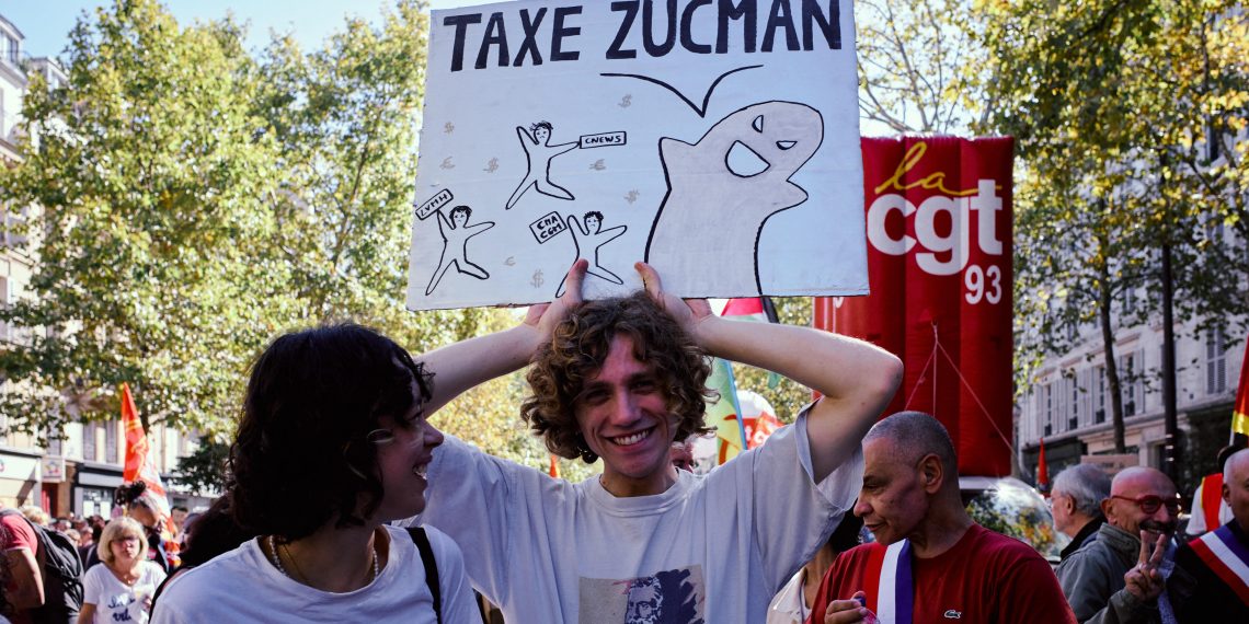 Taxe Zucman : l’arnaque fiscale promue par l’audiovisuel public
