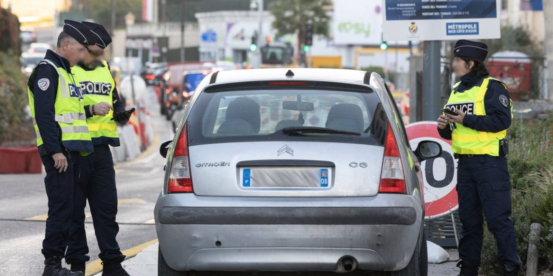Hauts-de-Seine : La « pause pipi » d’une conductrice lui coûte cher