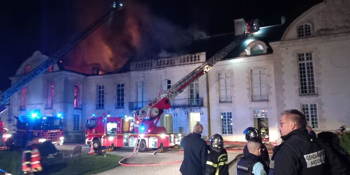 Normandie : Un château classé ravagé par un incendie
