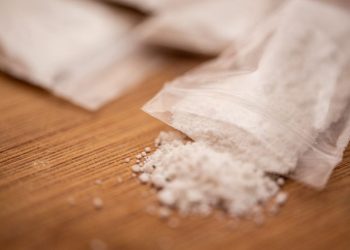 Marseille : La kétamine était planquée dans des stylos surligneurs livrés en colis pour la rentrée scolaire