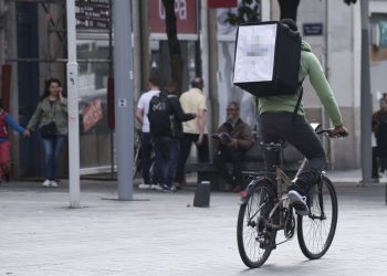 Tours : Un livreur condamné à de la prison avec sursis après avoir mortellement renversé une cycliste