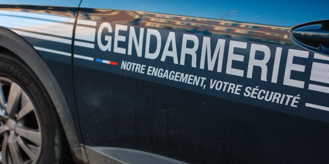 Somme : Un homme rentrant de boîte de nuit arrêté au volant de son tracteur en état d’ivresse