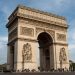 Paris : Des affiches pro-russe glorifiant le « soldat soviétique vainqueur » découvertes sur l’Arc de Triomphe