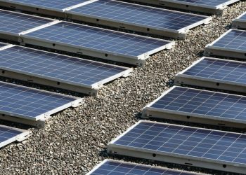 Un petit parc solaire rend ces villages du Lot indépendants en électricité