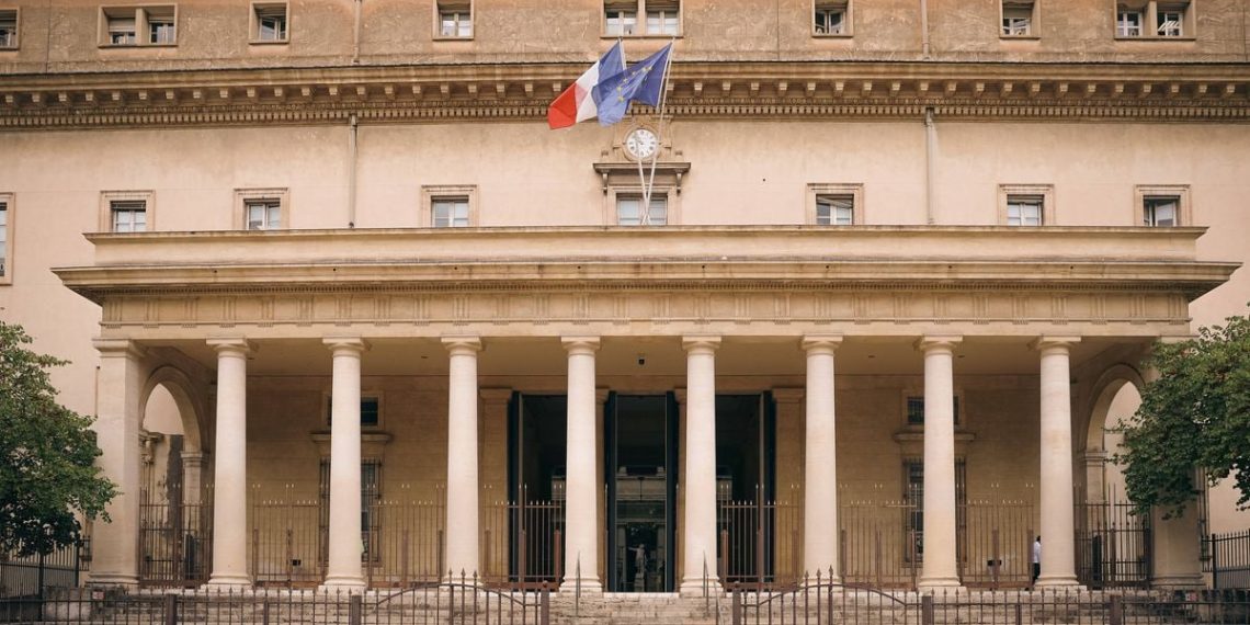 Tarn-et-Garonne : Interdit de voir son ex-femme, ce conjoint violent s’installe chez elle à peine sorti de prison