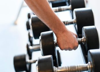Paris : La chute des haltères dans une salle de sport fait trembler tout un immeuble