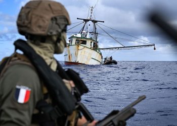 La Marine française saisit près de 10 tonnes de cocaïne sur un bateau de pêche