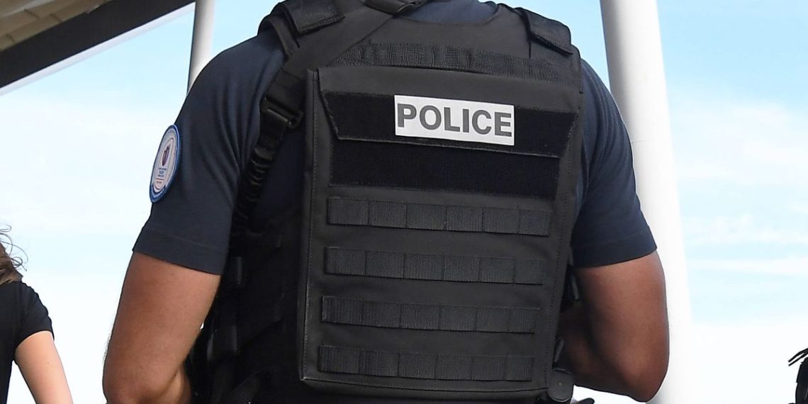 Lyon : Un jeune de 19 ans se livre à la police après le décès d’un homme de 22 ans par balles