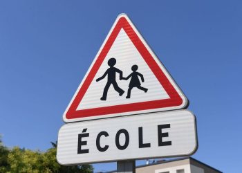 Rouen : Un homme entre dans une école et se cache dans les toilettes