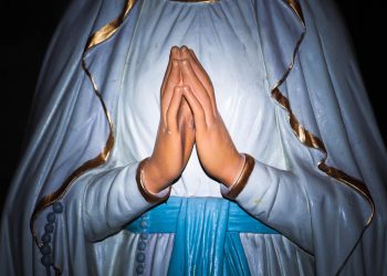 Bretagne : Une statue de la Vierge de nouveau incendiée en pleine messe