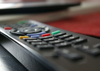 Royaume-Uni : Un ancien champion d’un célèbre jeu télévisé poignarde un concurrent