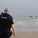 Pas-de-Calais : Le corps sans vie d’un jeune migrant retrouvé sur une plage