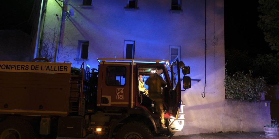 Loire-Atlantique : Un corps sans vie, aux « mains entravées », retrouvé dans l’incendie d’une maison