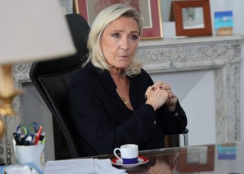 Marine Le Pen au JDD : «Dissoudre ou durer, Macron doit choisir»