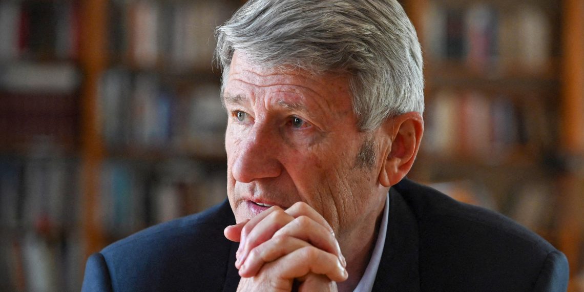 Philippe de Villiers : «Si le pouvoir s’entête, les pétitionnaires descendront dans la rue»