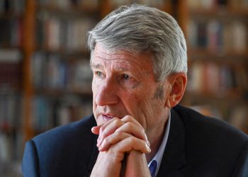 Philippe de Villiers : «Si le pouvoir s’entête, les pétitionnaires descendront dans la rue»