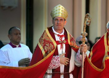 Face à l’ultraviolence en Occident, le cardinal Bustillo en appelle aux valeurs de l’Évangile