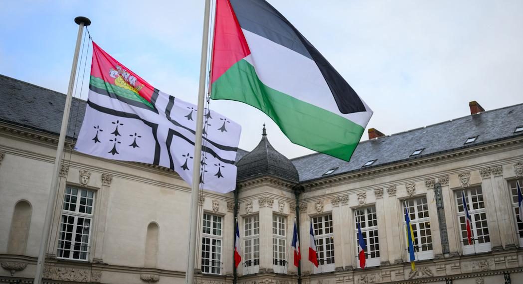 Reconnaissance de la Palestine : au moins 21 communes ont hissé le drapeau palestinien en France