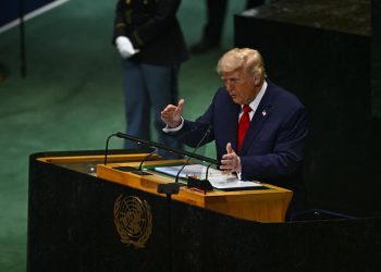 «Vos pays vont droit en enfer» : Trump étrille la politique migratoire des Européens