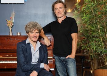 Thierry Frémont et Nicolas Vaude : leur complicité sur scène dans «Une Heure à t’attendre»