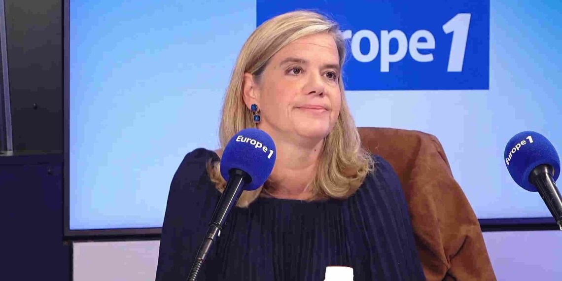 François Fillon, Marine Le Pen, Nicolas Sarkozy… «Nous vivons en magistroctature», lance Gabrielle Cluzel