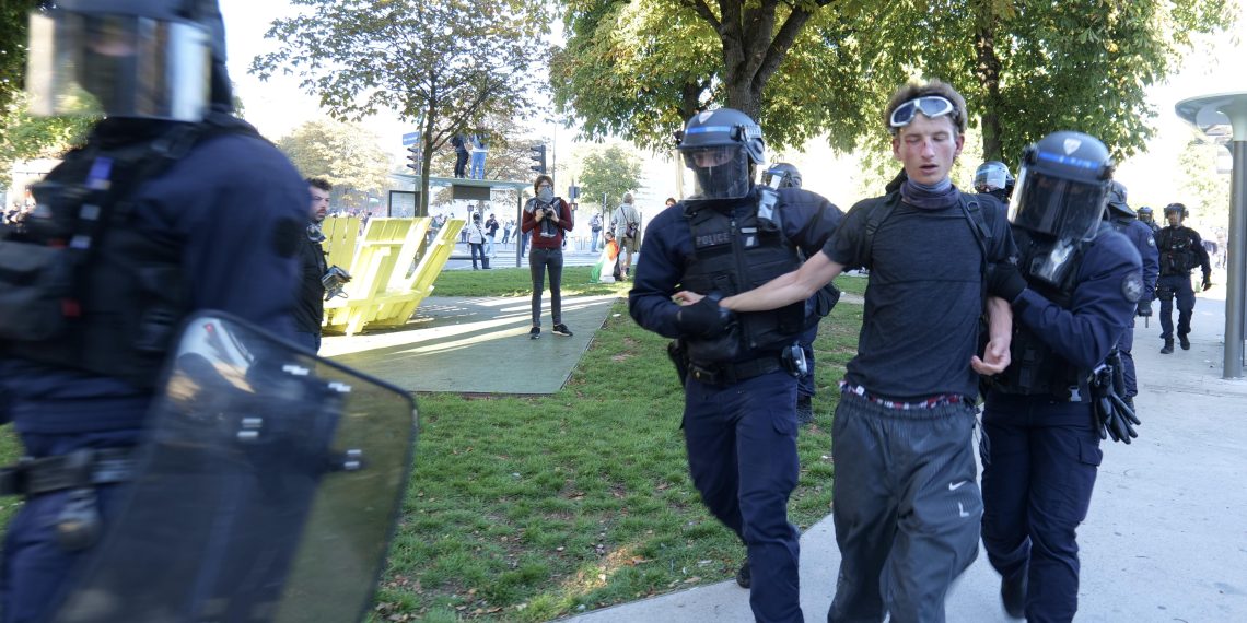 18 septembre à Paris : l’ultra-gauche replonge la rue dans la violence