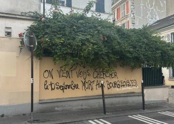 «Mort aux bourgeois.es» : un appel au meurtre tagué en plein Paris à l’approche du 10 septembre