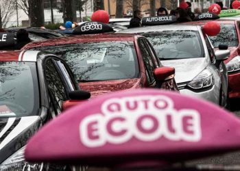 Allongement des délais pour passer son permis de conduire : auto-écoles et inspecteurs unis dans la grogne