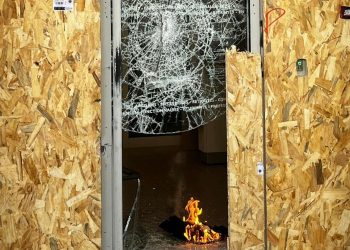 Paris : après le déchaînement des black-blocs, habitants et commerçants en ont ras-le-bol