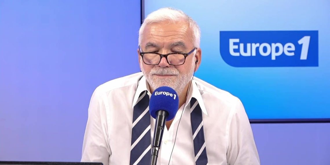 Pascal Praud et vous – «Un des grands de la mode» : rival de Giorgio Armani «pendant des années», Daniel Hechter lui rend hommage