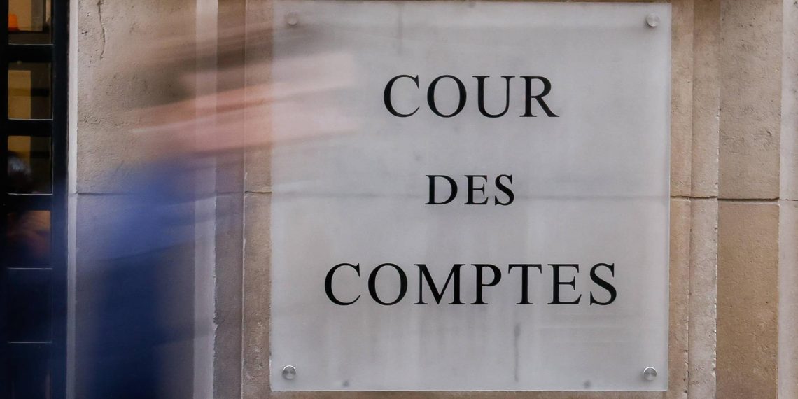 Dette publique : trois économistes appellent à des mesures radicales pour sauver l’économie française