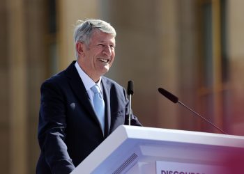 Référendum sur l’immigration : la pétition de Philippe de Villiers dépasse le million de signatures