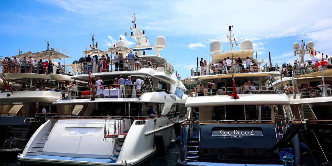 De la Côte d’Azur à Dubaï : comment la France a perdu la bataille des superyachts