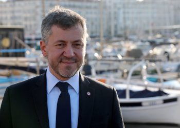 Marseille : le député RN Franck Allisio menacé au couteau par un clandestin
